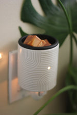 Load image into Gallery viewer, Wax Melt Warmer: Arch Deco Silicone Dish
