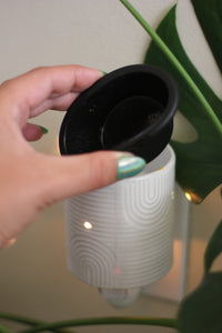 Wax Melt Warmer: Arch Deco Silicone Dish